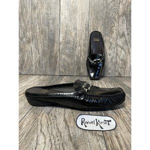 STUART WEITZMAN Black Patent Leather Mules Chain Women size 7.5